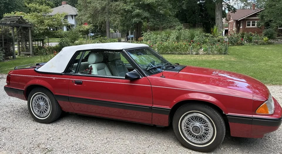 1987 Ford Mustang 3rd Gen - Image 2 of 2
