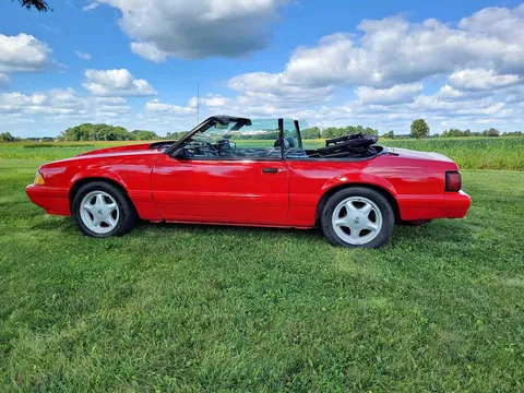 1987 Ford Mustang LX Convertible