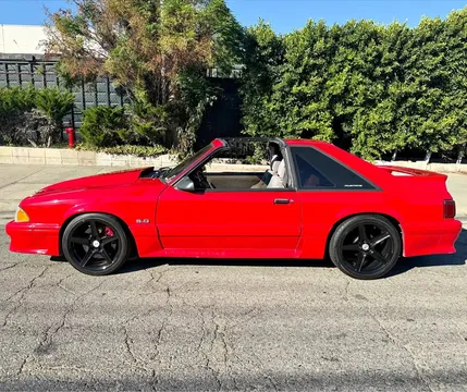 1987 Ford Mustang GT