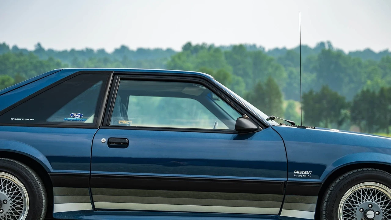 1987 Ford Mustang - Image 27 of 31