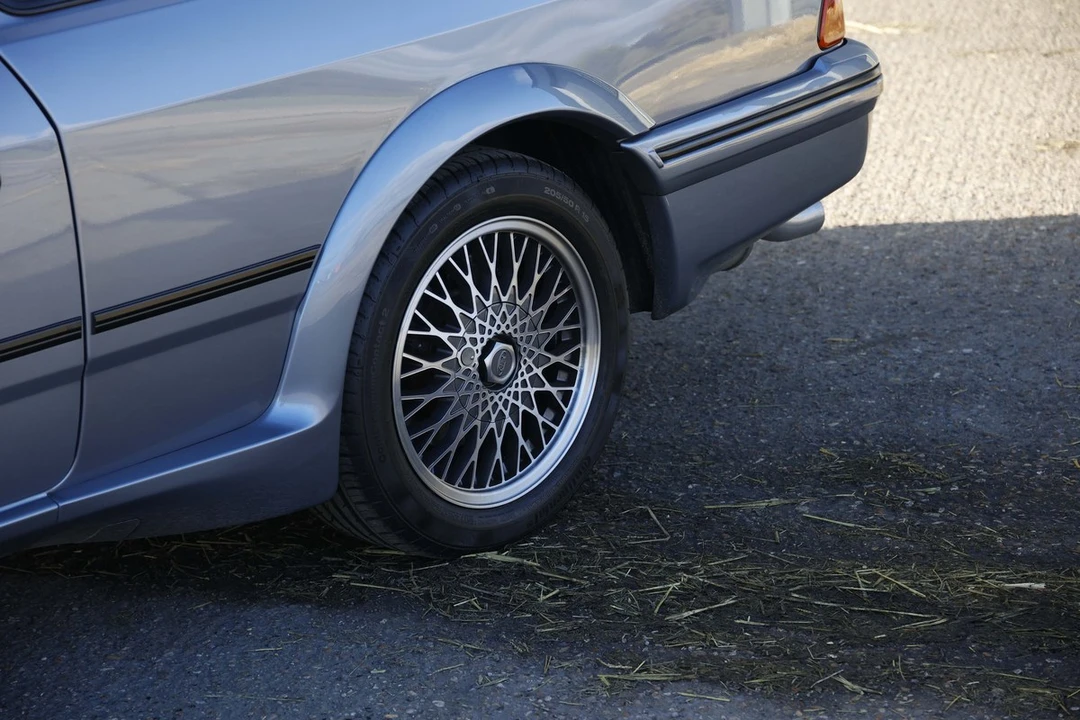 1987 Ford Sierra RS Cosworth - Image 12 of 30