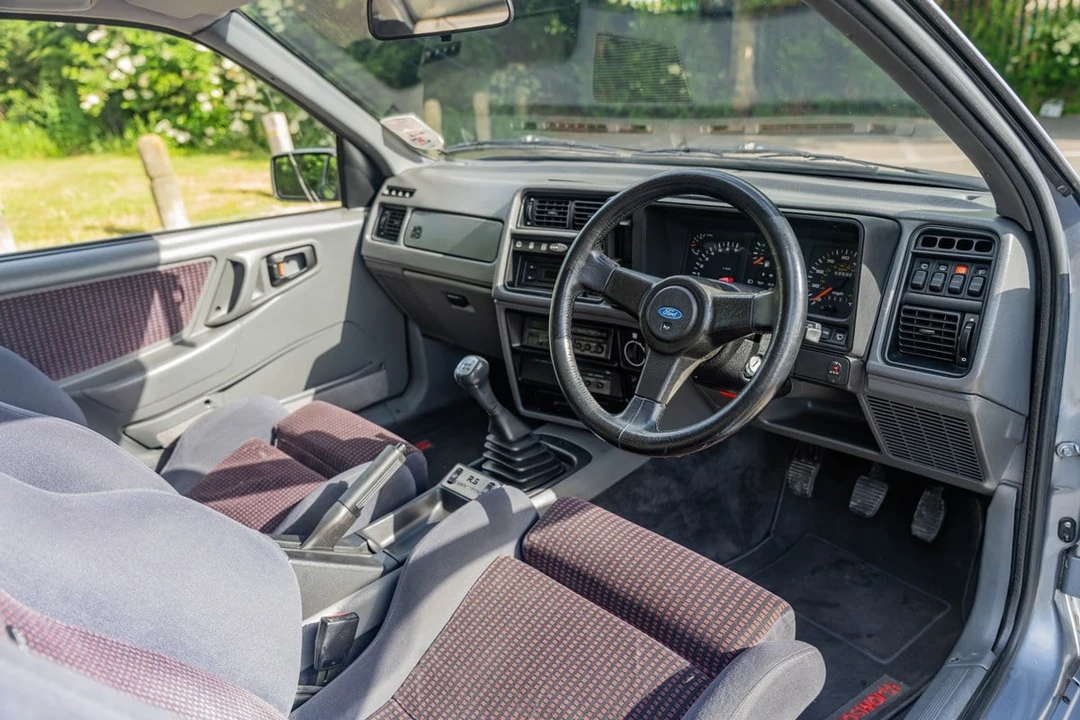 1987 Ford Sierra RS Cosworth - Image 27 of 30