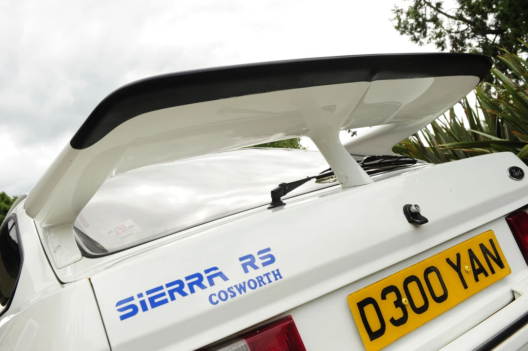 1987 Ford Sierra RS Cosworth - Image 12 of 13