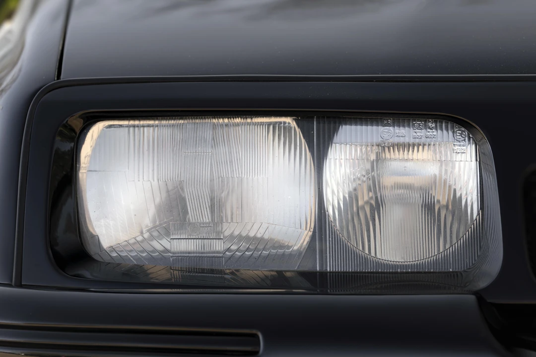 1987 Ford Sierra RS Cosworth - Image 17 of 31
