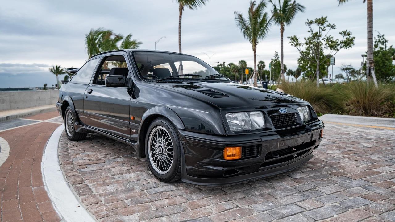 1987 Ford Sierra RS Cosworth - Image 22 of 31