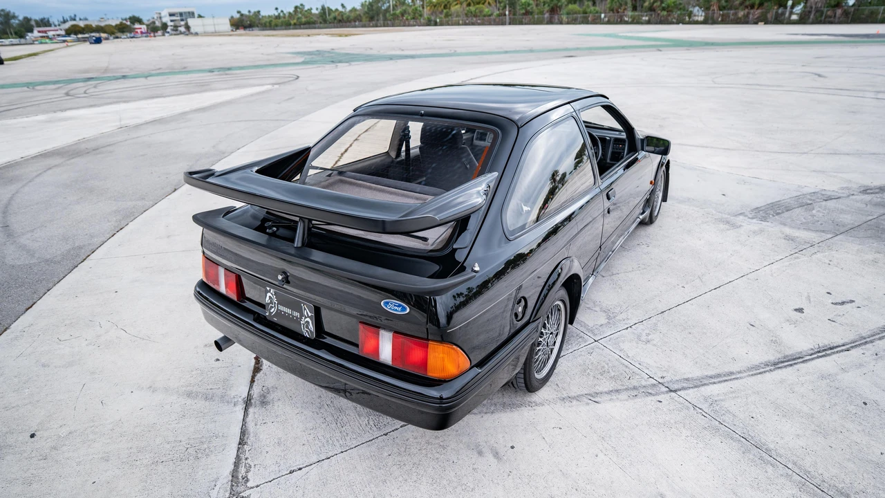 1987 Ford Sierra RS Cosworth - Image 14 of 31