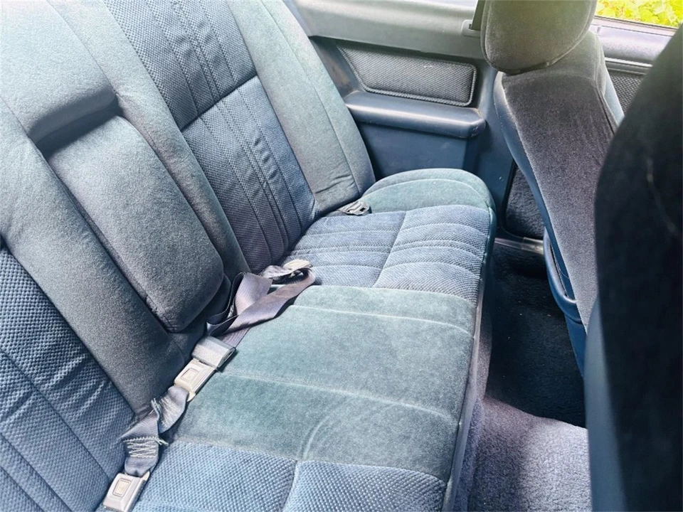 1987 Ford Thunderbird 9th Gen - Image 8 of 17