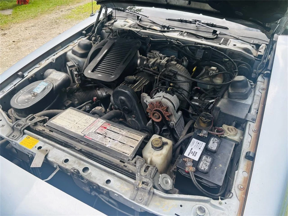 1987 Ford Thunderbird 9th Gen - Image 14 of 17