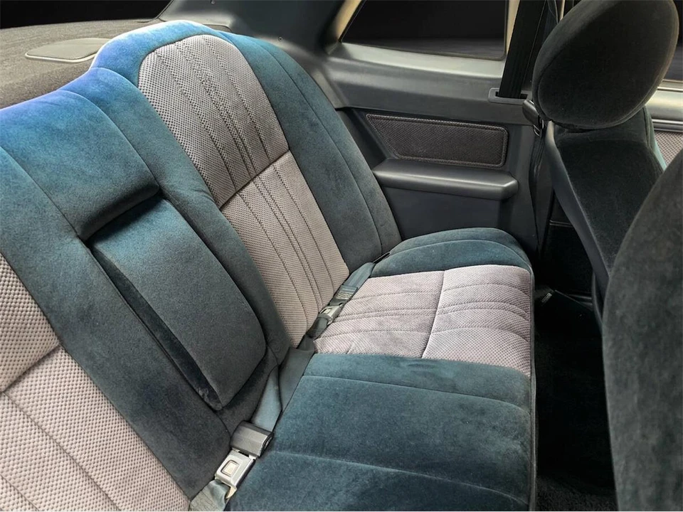 1987 Ford Thunderbird 9th Gen - Image 15 of 22
