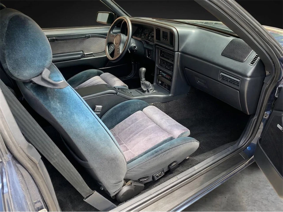 1987 Ford Thunderbird 9th Gen - Image 16 of 22