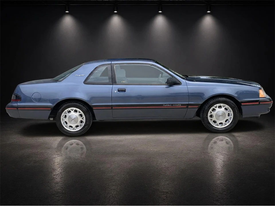 1987 Ford Thunderbird 9th Gen - Image 5 of 22