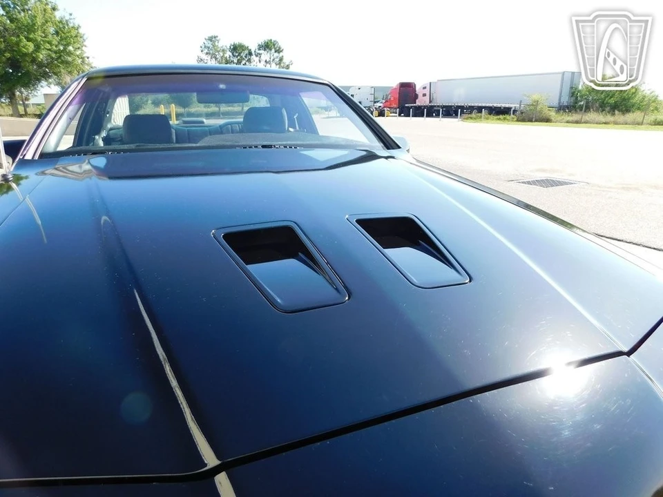 1987 Ford Thunderbird 8th Gen - Image 5 of 21