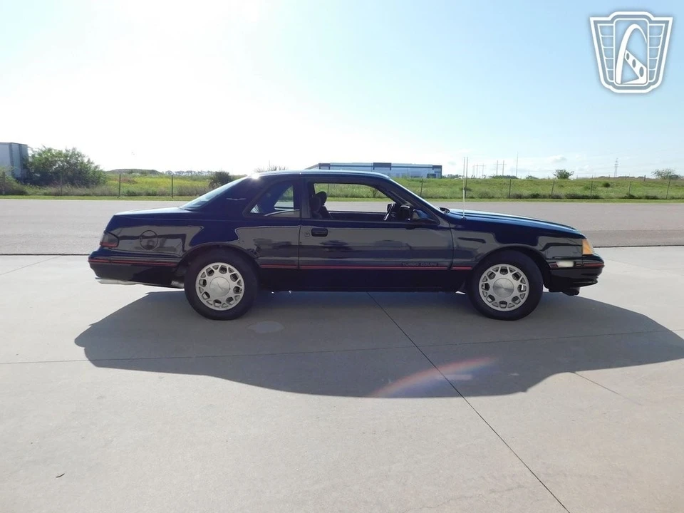 1987 Ford Thunderbird 8th Gen - Image 10 of 21