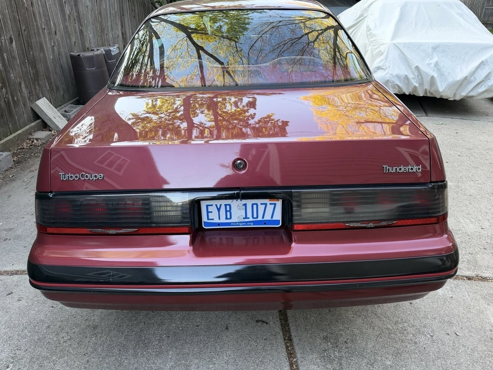 1987 Ford Thunderbird 9th Gen - Image 5 of 31