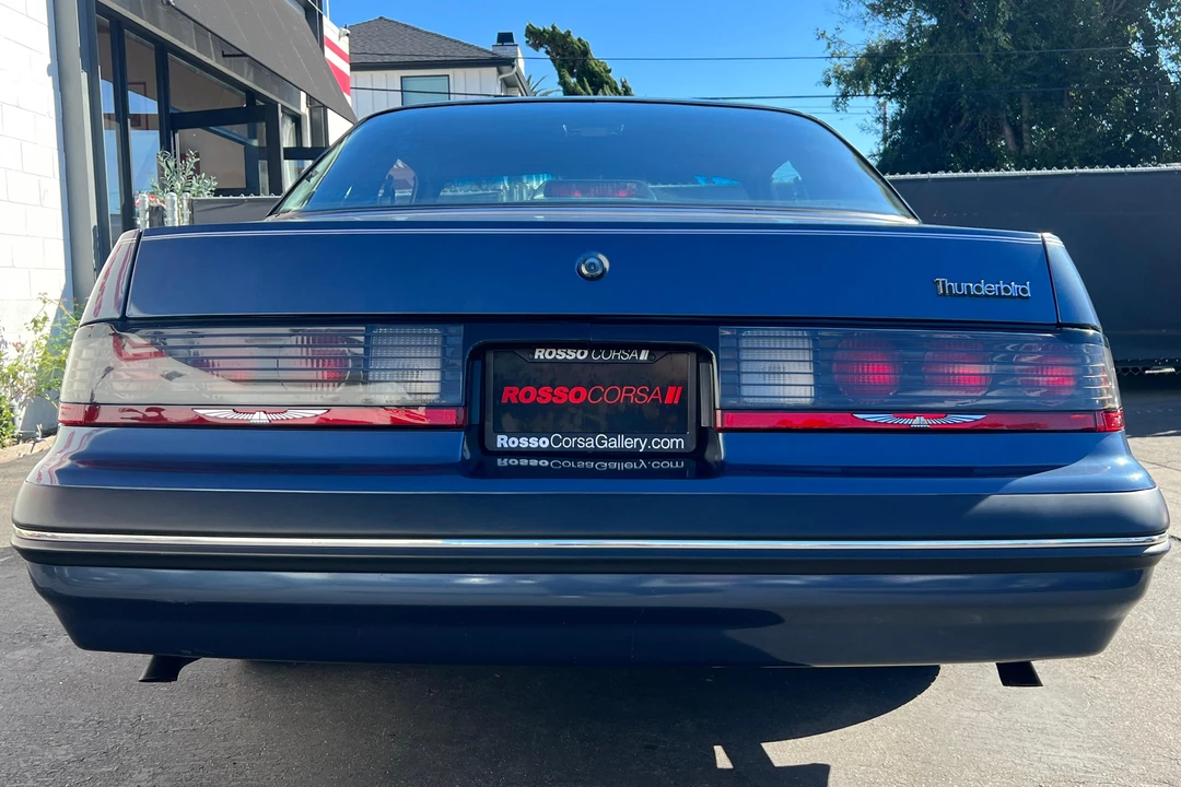 1987 Ford Thunderbird 9th Gen - Image 5 of 31