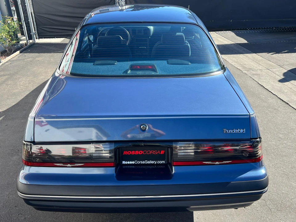 1987 Ford Thunderbird 9th Gen - Image 14 of 31