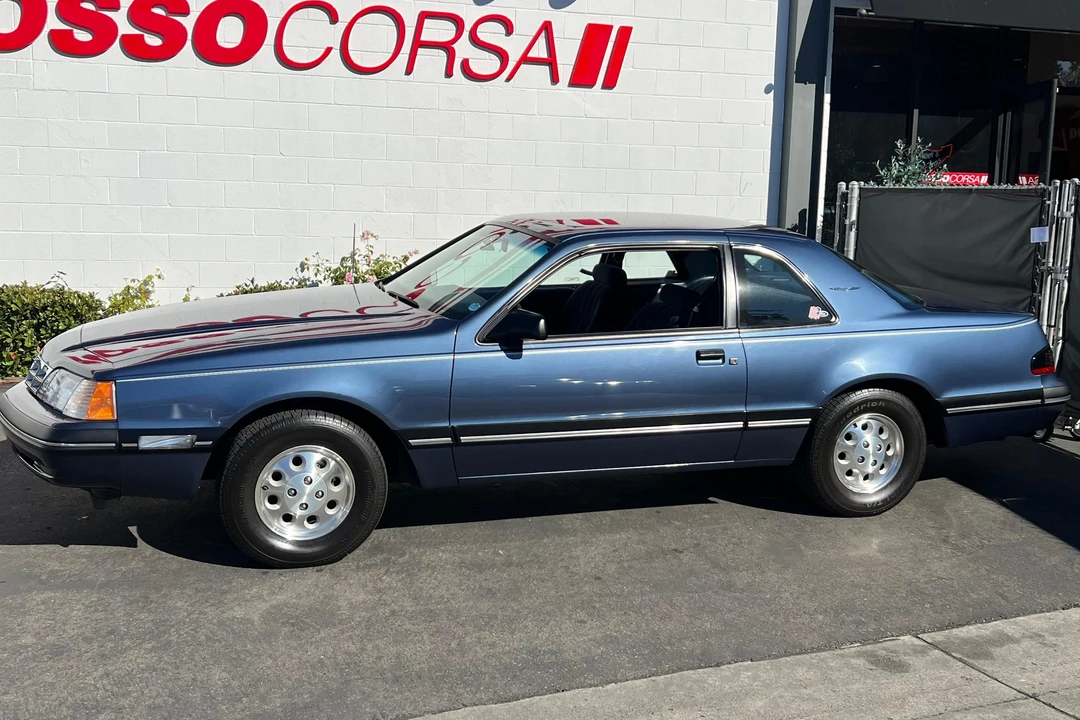 1987 Ford Thunderbird 9th Gen - Image 3 of 31