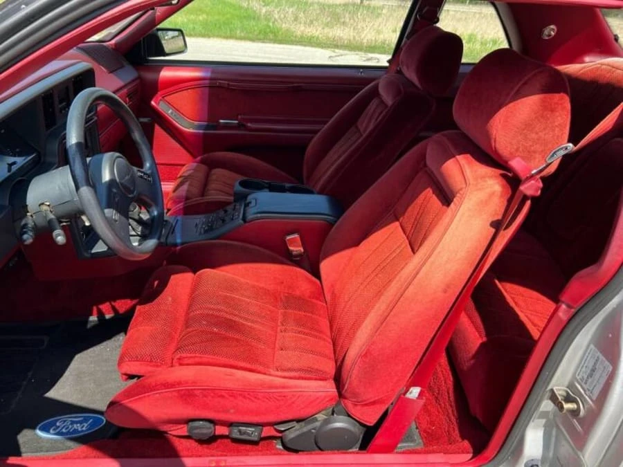1987 Ford Thunderbird 9th Gen - Image 9 of 16