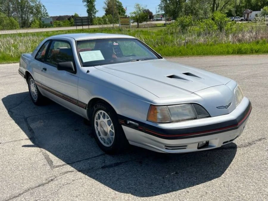 1987 Ford Thunderbird 9th Gen - Image 5 of 16