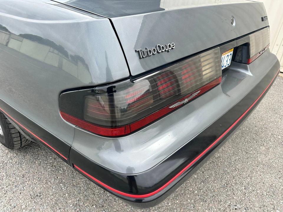 1987 Ford Thunderbird 8th Gen - Image 27 of 31