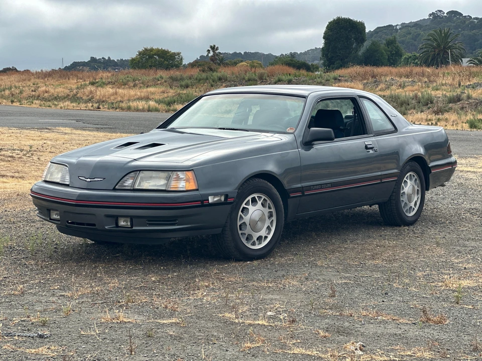 1987 Ford Thunderbird 8th Gen - Image 9 of 31