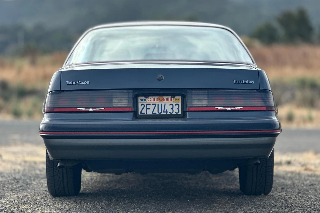 1987 Ford Thunderbird 8th Gen - Image 5 of 31
