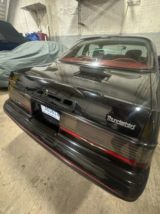 1987 Ford Thunderbird 8th Gen - Image 8 of 21