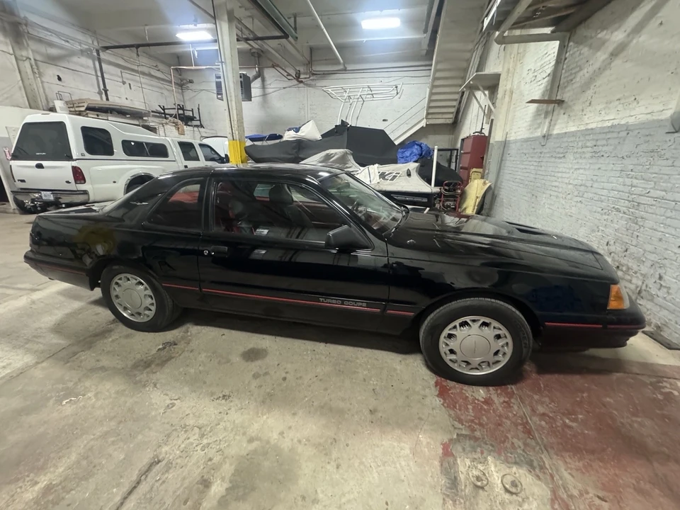1987 Ford Thunderbird 8th Gen - Image 5 of 21