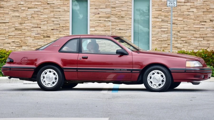 1987 Ford Thunderbird 9th Gen - Image 12 of 14