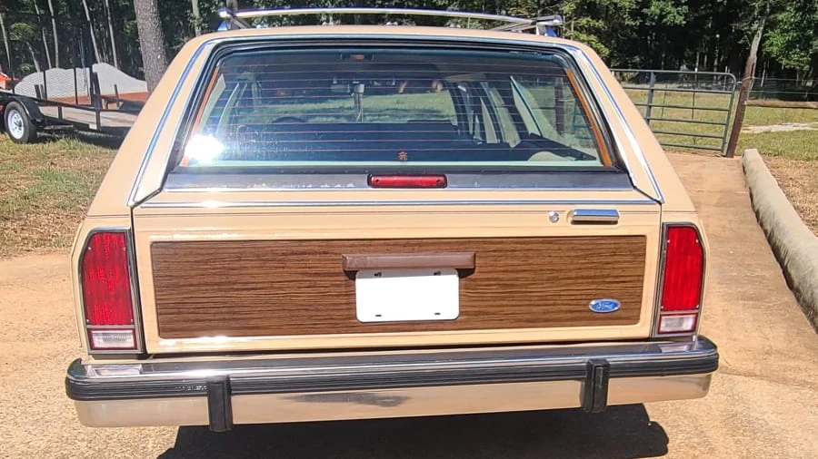 1987 Ford Country Squire - Image 4 of 10