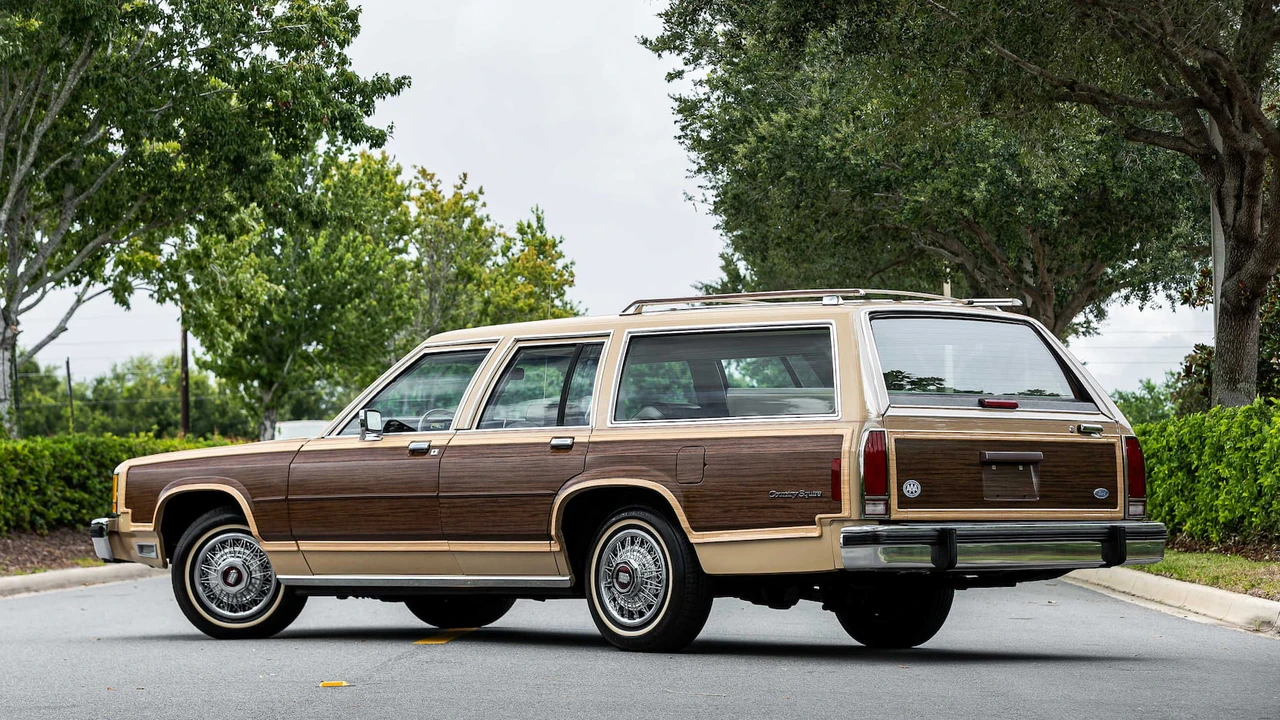 1987 Ford Country Squire - Image 2 of 25