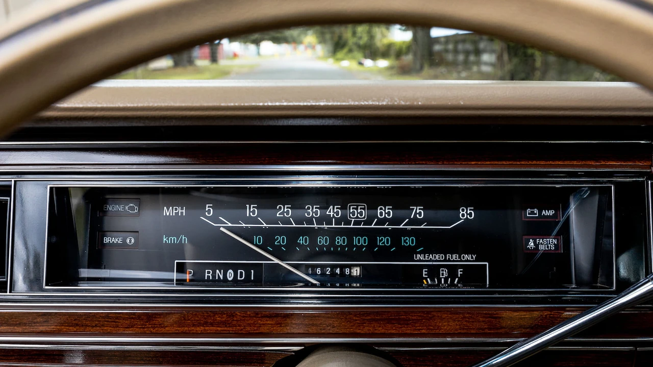1987 Ford Country Squire - Image 13 of 25