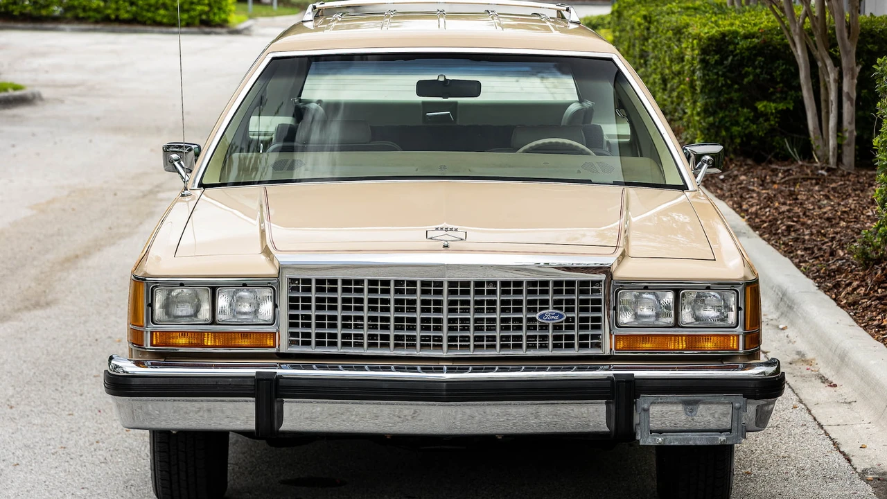 1987 Ford Country Squire - Image 22 of 25