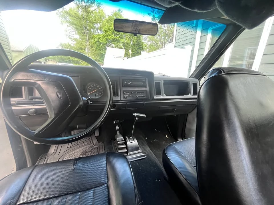 1987 Ford Bronco II - Image 8 of 13