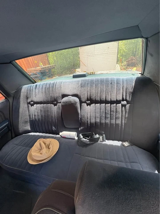 1987 Ford Crown Victoria - Image 8 of 9