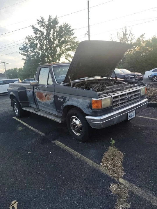 1987 Ford F-Series 8th Gen - Image 2 of 3