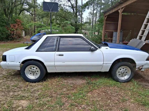 1987 Ford Mustang Coupe