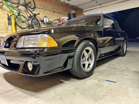 1987 Ford Mustang GT Convertible