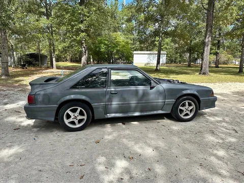 1987 Ford Mustang LX 5.0 Liter Hatchback