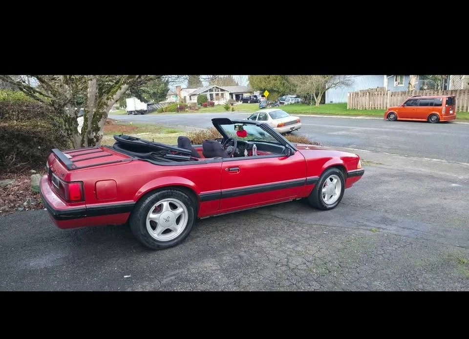 1987 Ford Mustang 3rd Gen - Image 2 of 4
