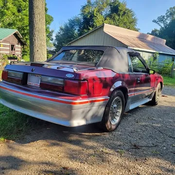 1987 Ford Mustang GT