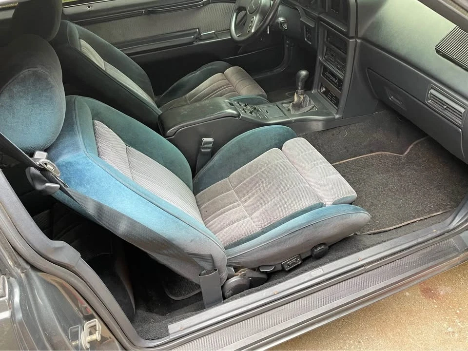 1987 Ford Thunderbird 9th Gen - Image 3 of 15