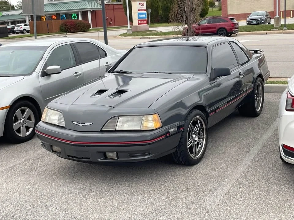 1987 Ford Thunderbird 9th Gen - Image 14 of 15