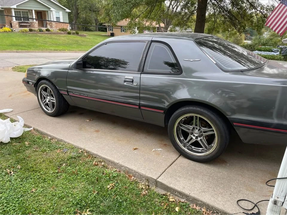 1987 Ford Thunderbird 9th Gen - Image 11 of 15