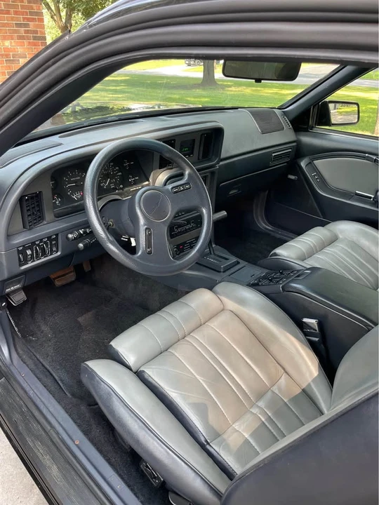 1987 Ford Thunderbird 8th Gen - Image 5 of 6