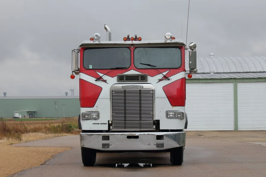1987 Freightliner - Image 4 of 31