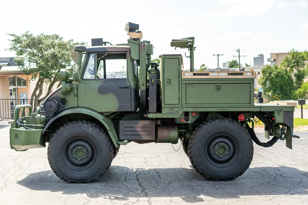 1987 Mercedes-Benz Unimog - Image 8 of 31