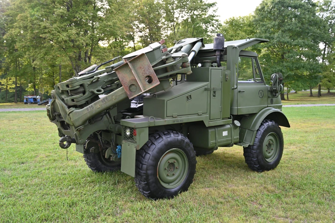 1987 Mercedes-Benz Unimog - Image 10 of 31