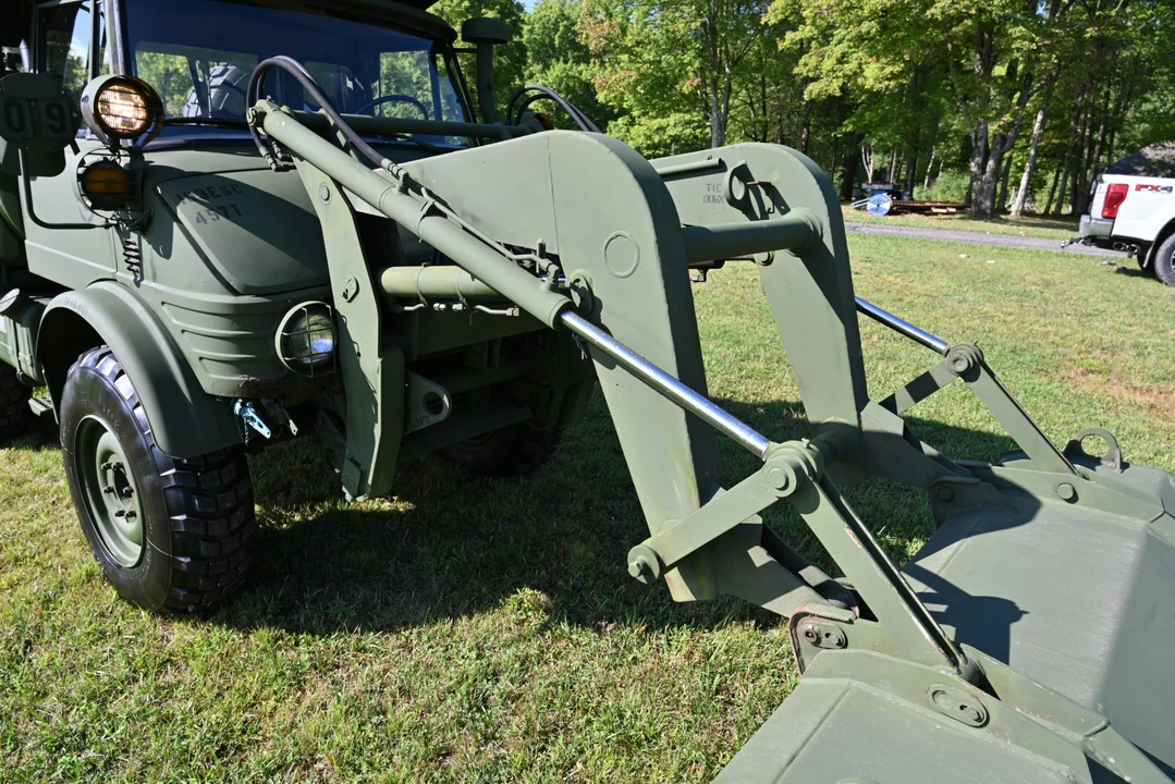1987 Mercedes-Benz Unimog - Image 22 of 31