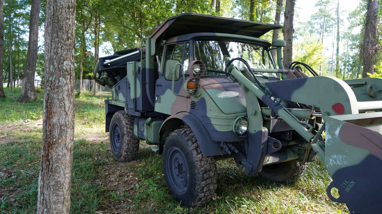 1987 Mercedes-Benz Unimog - Image 12 of 31